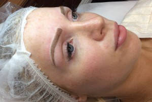 Kalıcı Makyaj Microblading